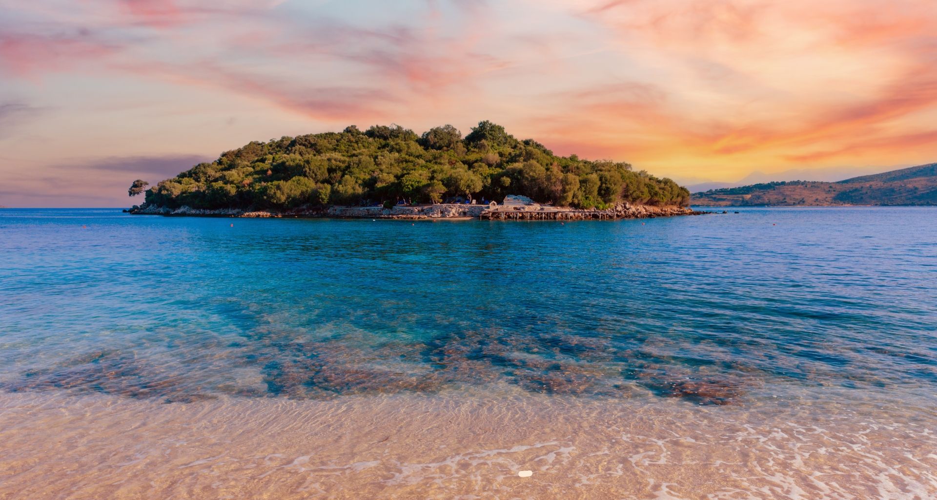 albanie-ksamil-met-mooie-lucht