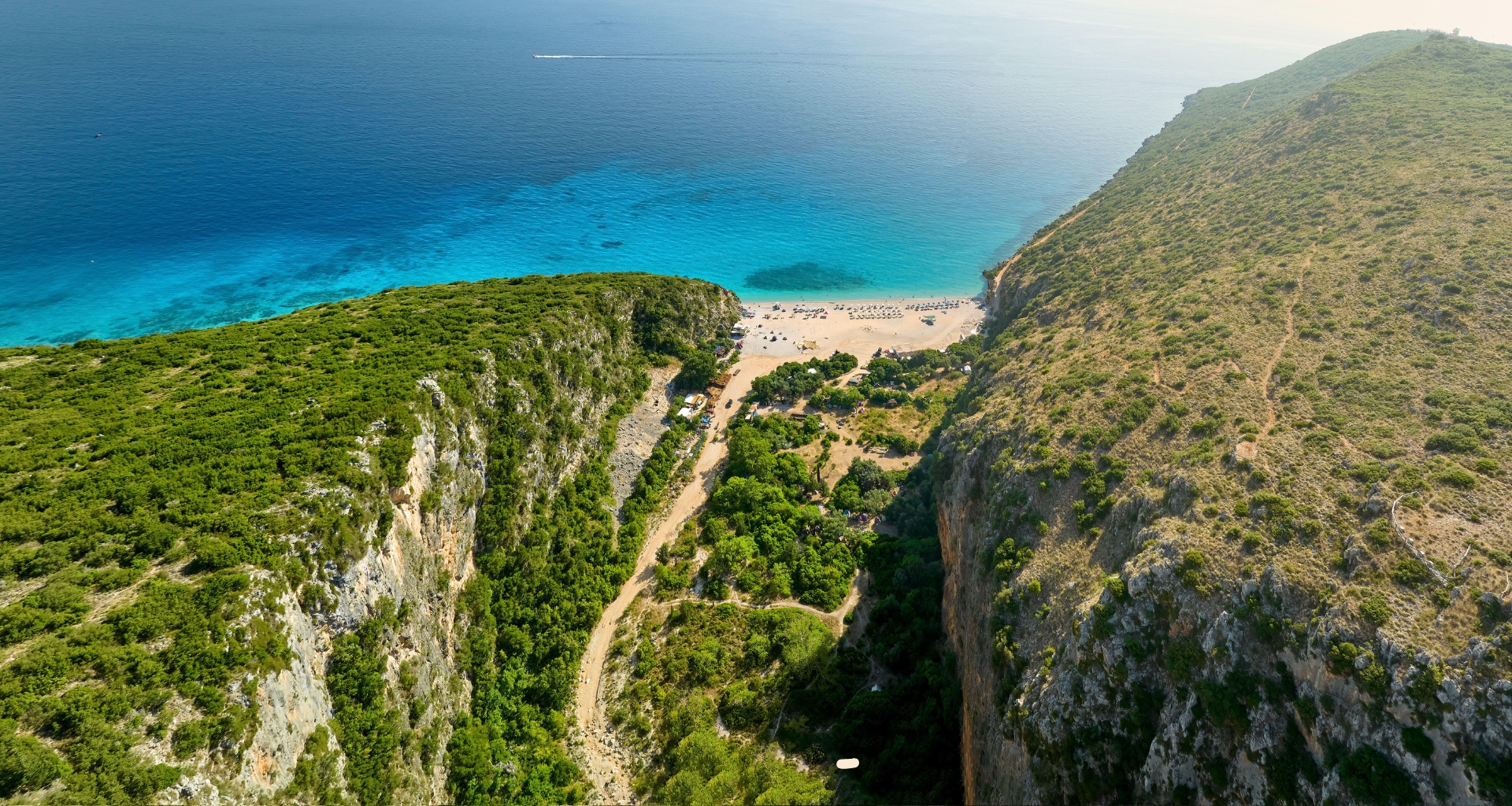 albanie-gjipe-strand